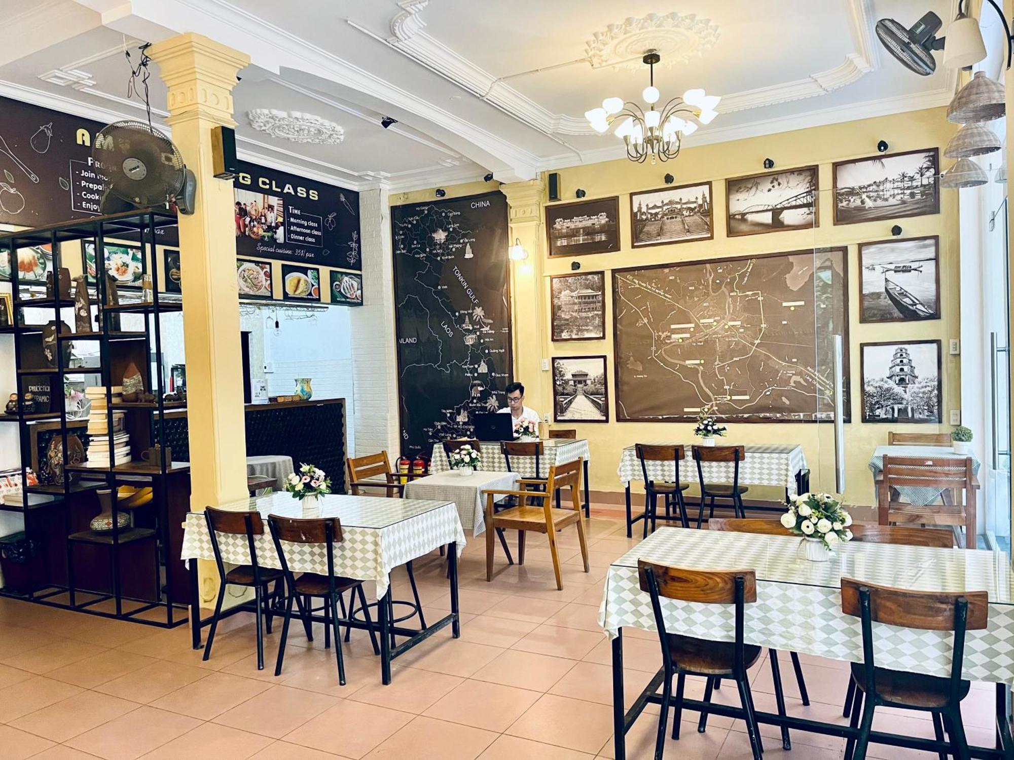 Amy Hostel Хуе Екстериор снимка